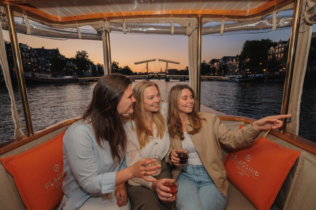 amsterdam grachtenfahrt deluxe