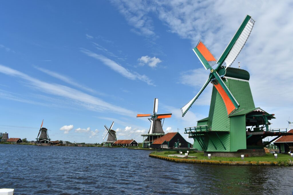 Private Windmill & Countryside Helicopter Tour