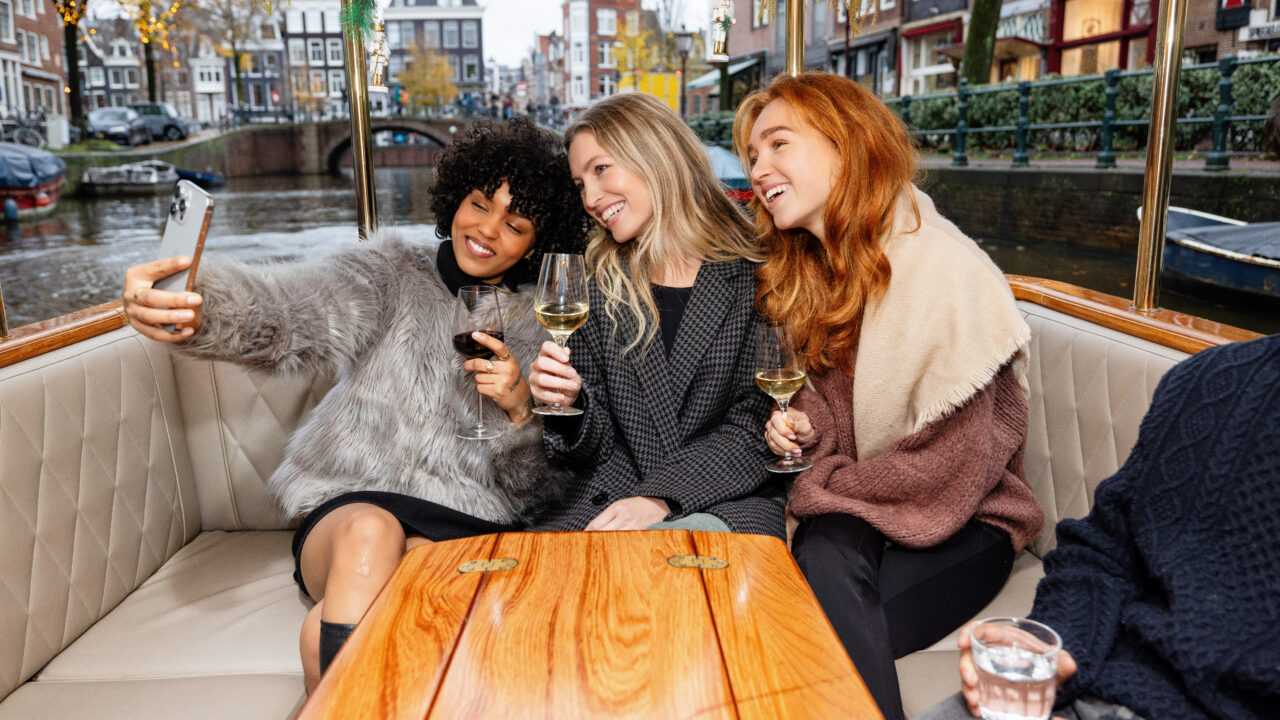 Canal cruise Amsterdam