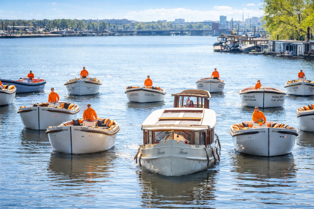 boat tour boarding locations Amsterdam