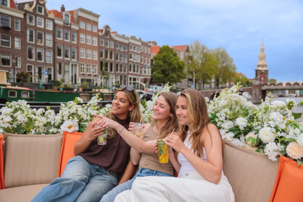 Amsterdam Cocktail Cruise